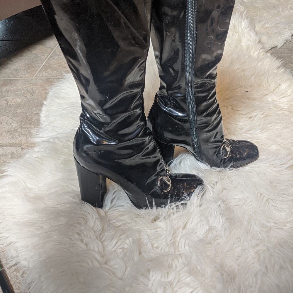 GUCCI Patent Leather Equestrian HorseBit Boots 35 - Picture 2 of 4